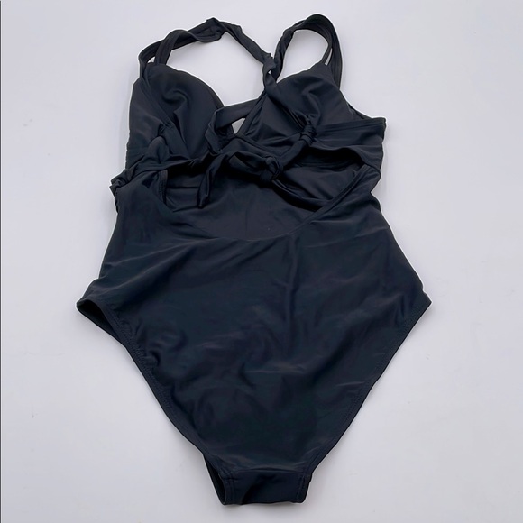 CUPSHE Black Plunge Ruching Paneling Cross Tie Back One-Piece Swimsuit - Picture 5 of 9